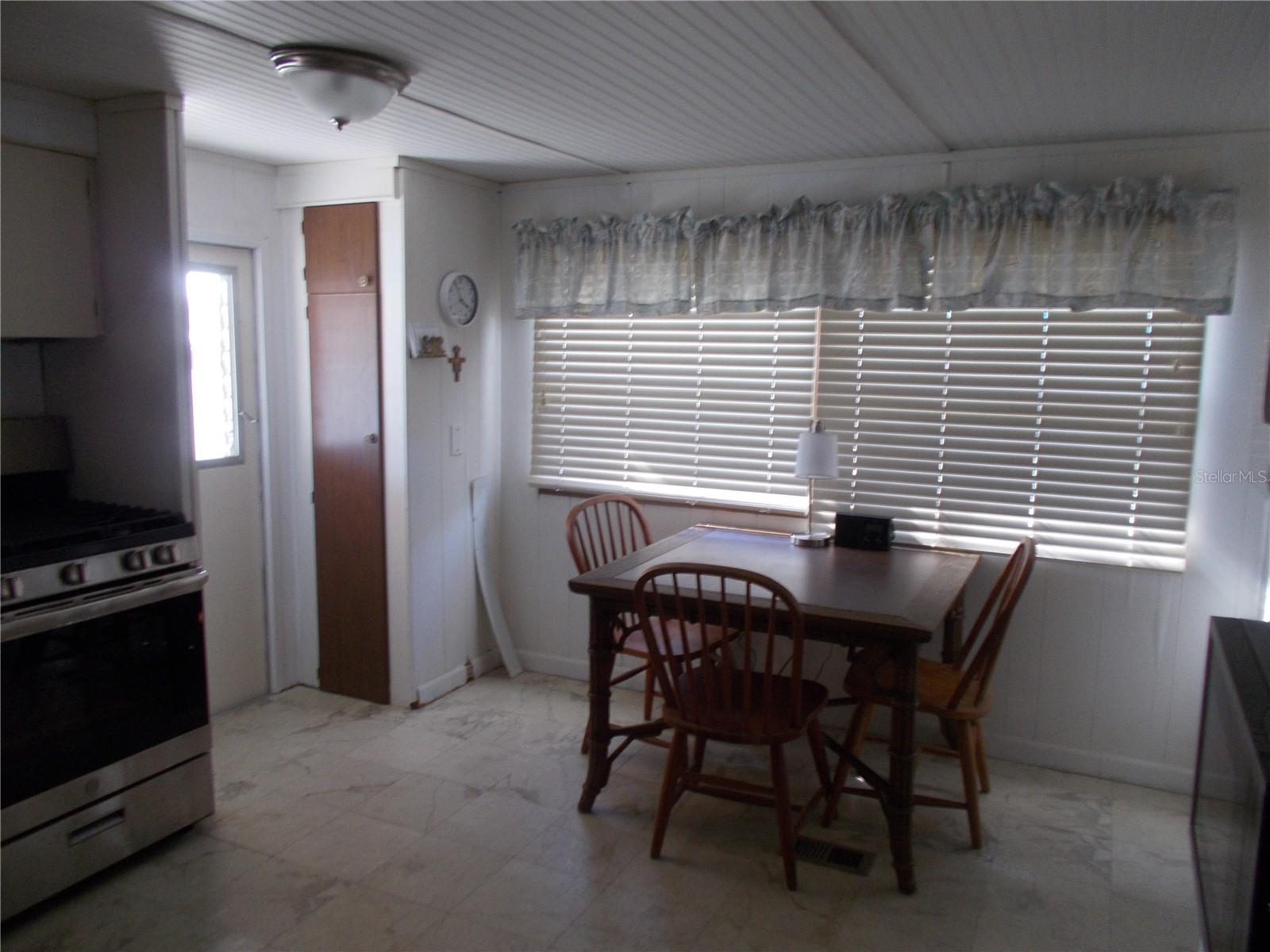 HOLIDAY PARK - Residential