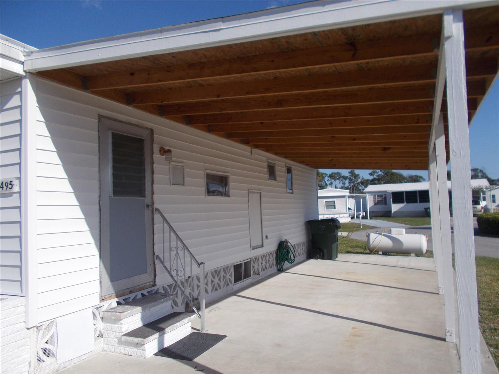 HOLIDAY PARK - Residential