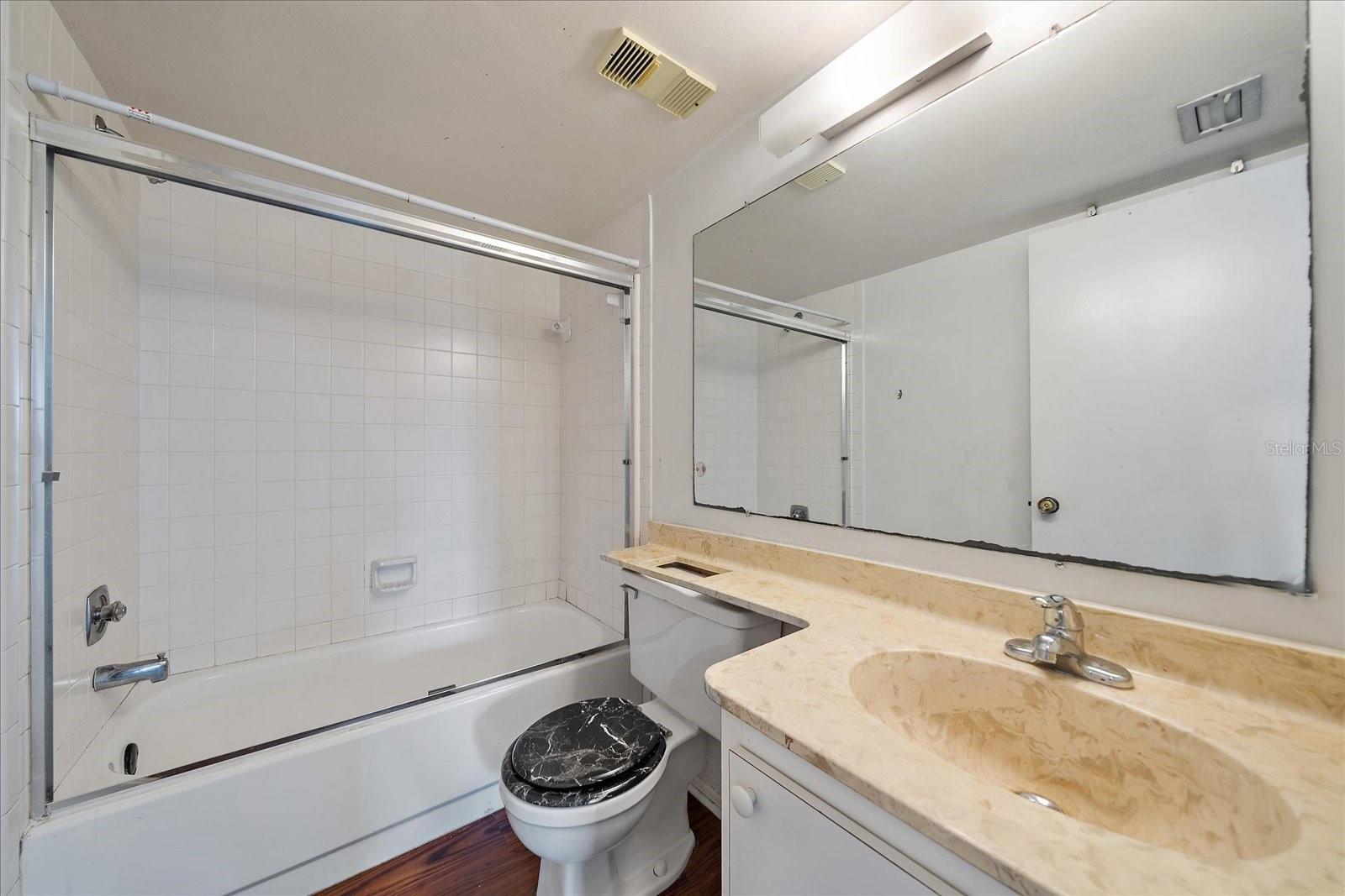 VILLAGE BROOKE SEC 3 - Residential