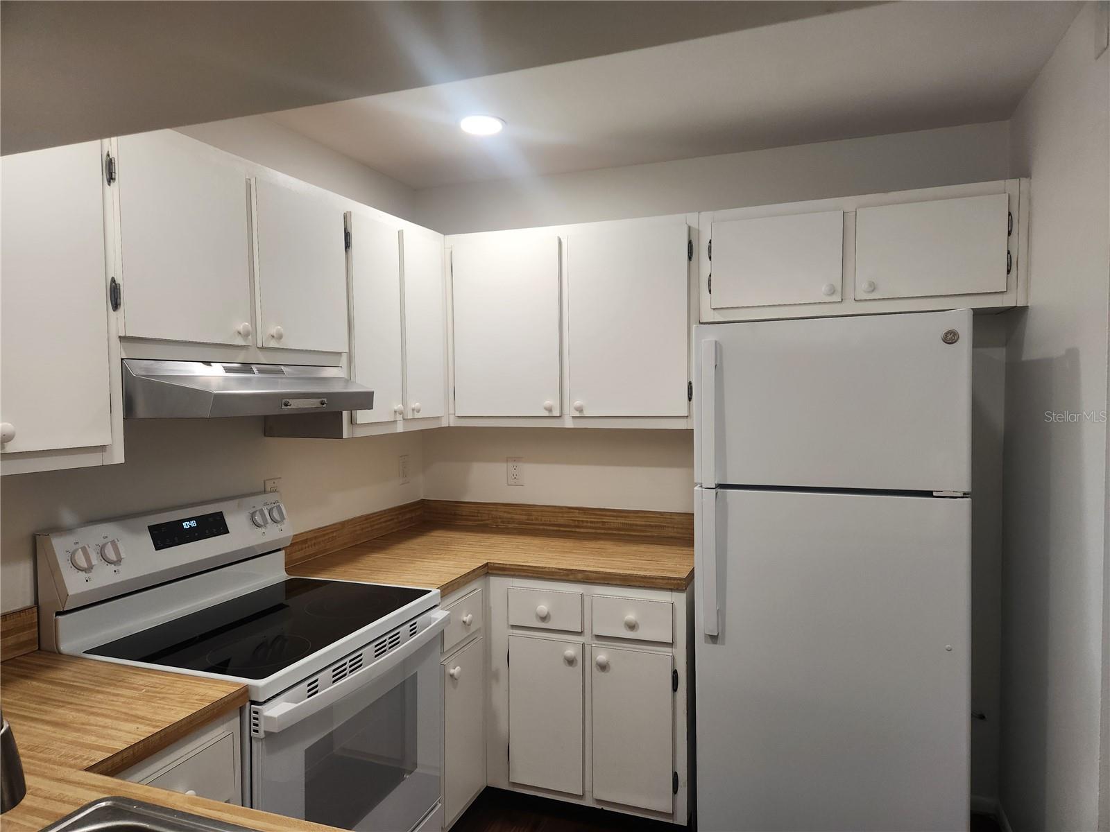 VILLAGE BROOKE SEC 3 - Residential