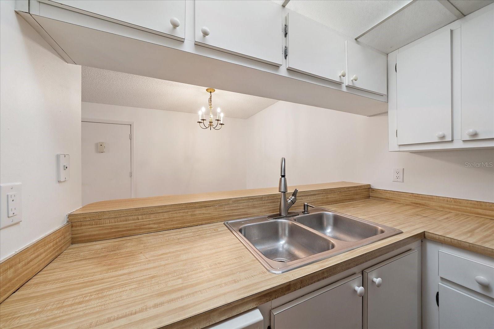 VILLAGE BROOKE SEC 3 - Residential