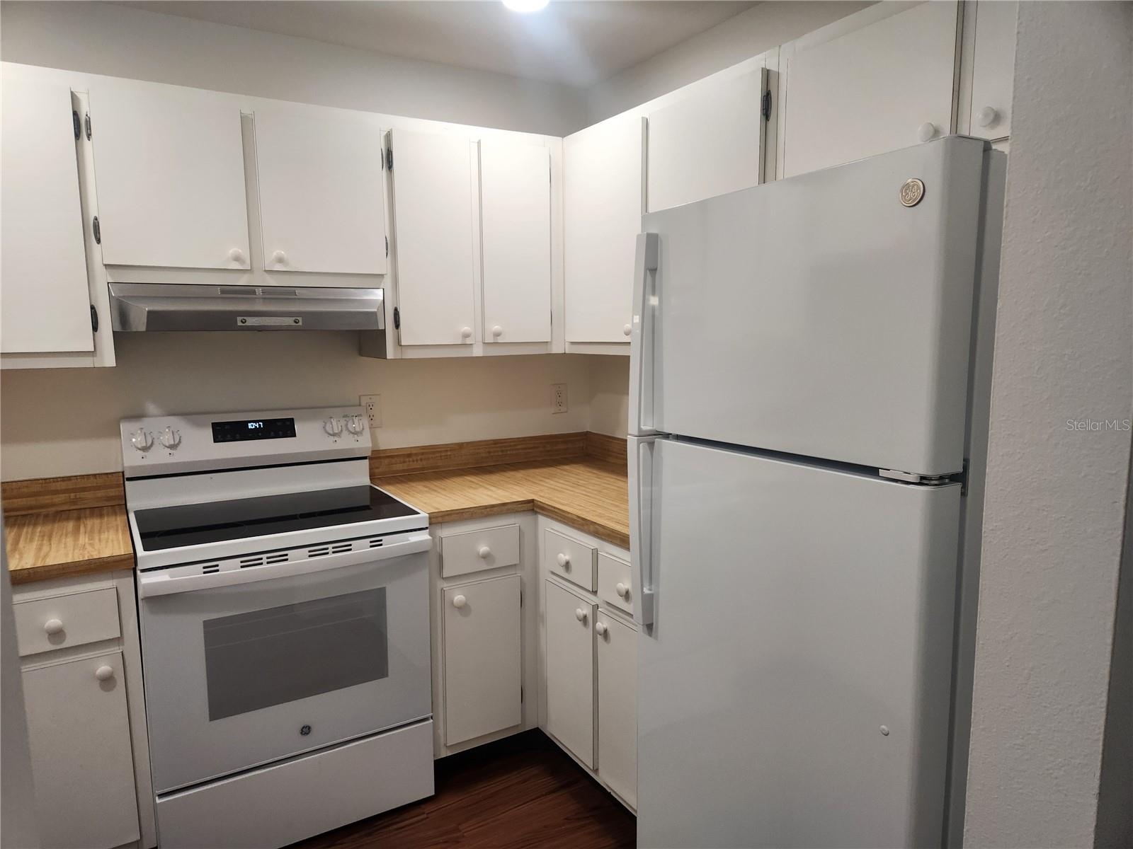 VILLAGE BROOKE SEC 3 - Residential