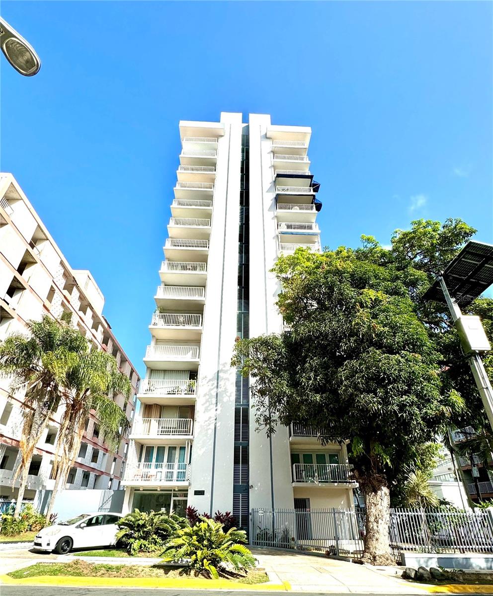 Renovated, beautiful apartment, walking distance to everything in the exclusive Condado beach neighborhood. Living/dining room with wide balcony with city views and side views to the ocean, hurricane shutters, stainless steel kitchen appliances, fully equipped kitchen with laundry. Gated community with controlled access. Swimming pool facilities. One block from the beach. Fully equipped with inverter a/c split units. Hurricane shutters in the whole apartment. Water tank for all units and Power generator for common areas and an outlet for appliance connection. Only two apartments per floor. Utilities not included.