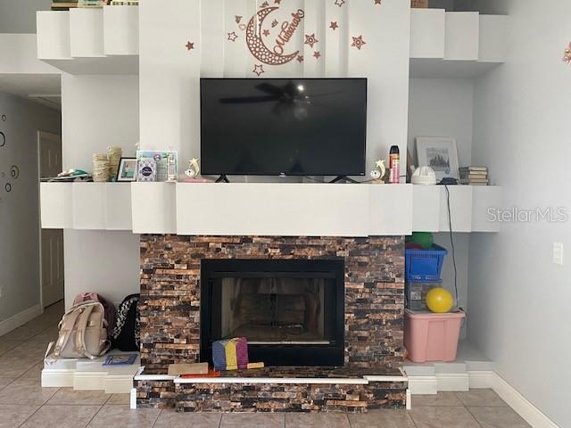 RIO PINAR LAKES - Residential