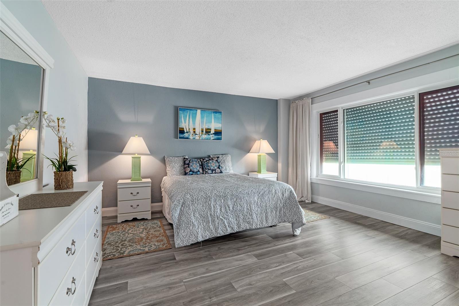 OCEAN VIEW MANOR CONDO - Residential