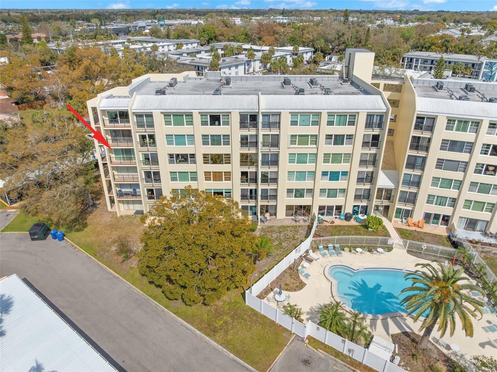 PENTHOUSE GREENS - Residential