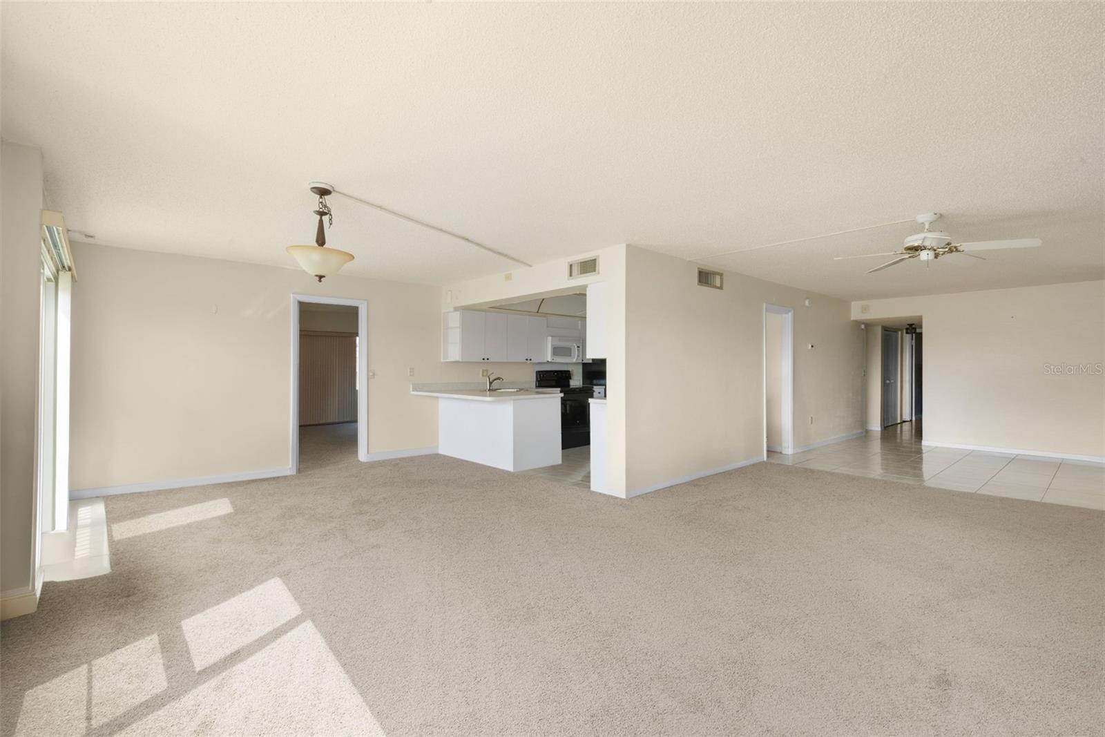 PENTHOUSE GREENS - Residential