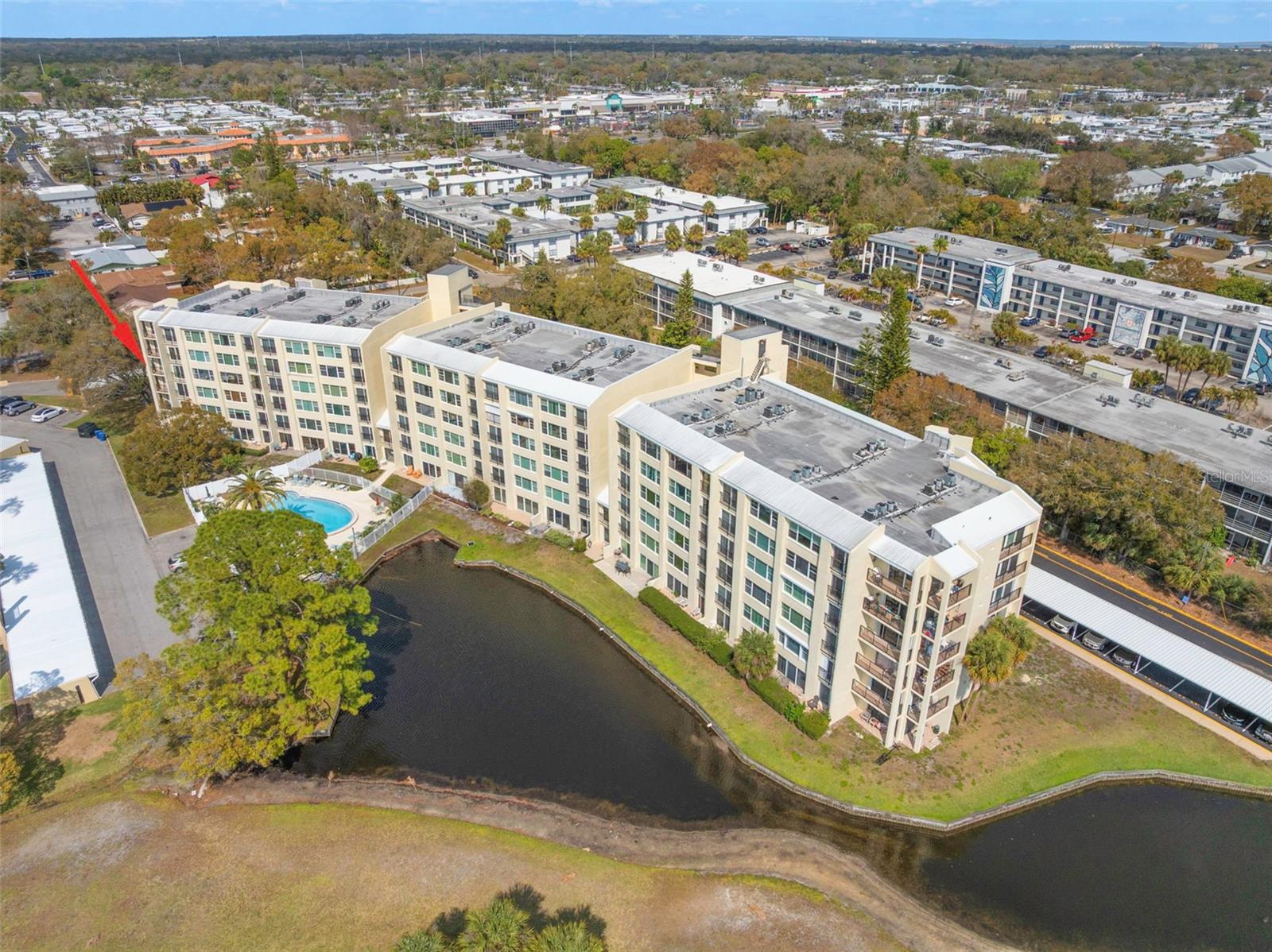 PENTHOUSE GREENS - Residential