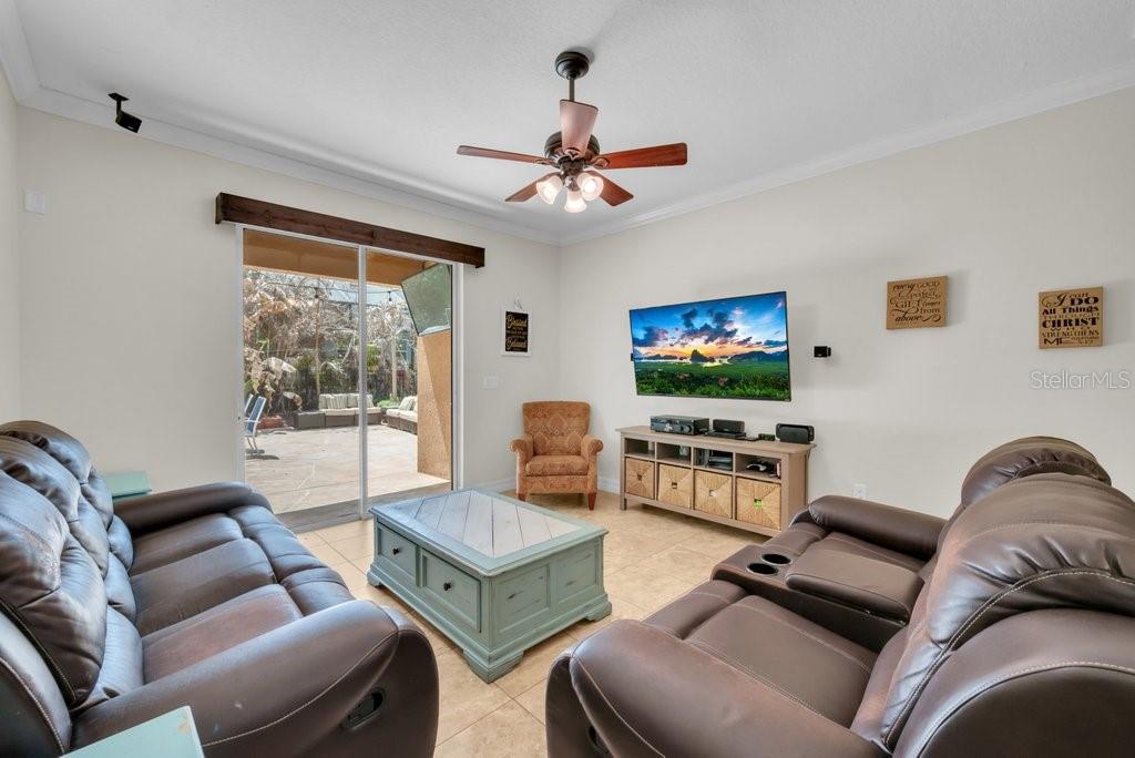 STARLING AT FISHHAWK - Residential