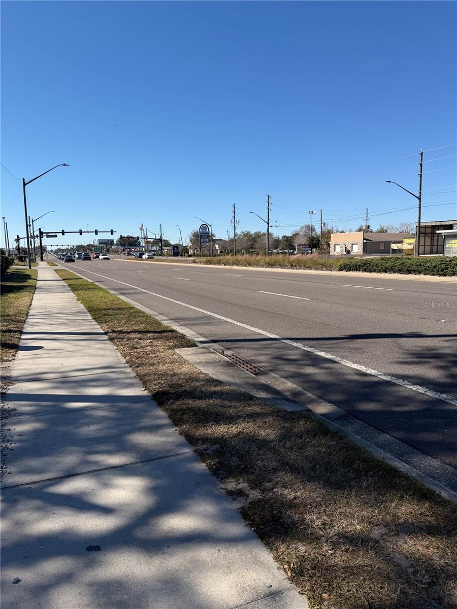 12822 W COLONIAL DRIVE