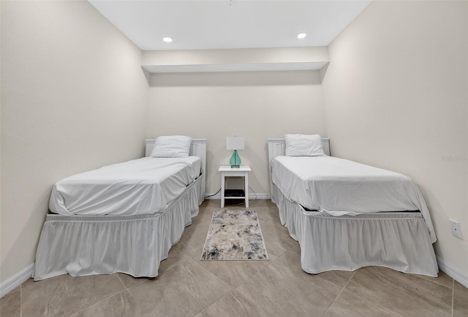 VERANDA V AT LAKEWOOD NATIONAL PH I - Residential