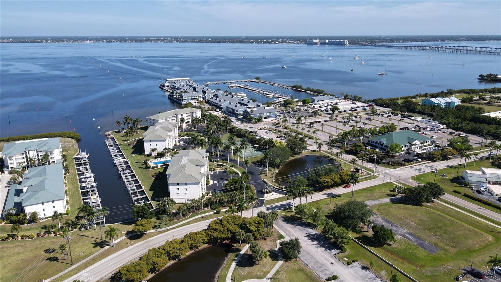 GATEWAY POINT - Residential