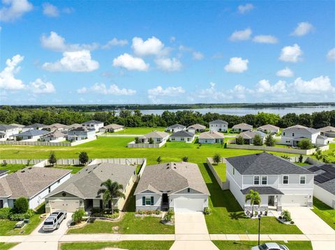 A home in WINTER HAVEN