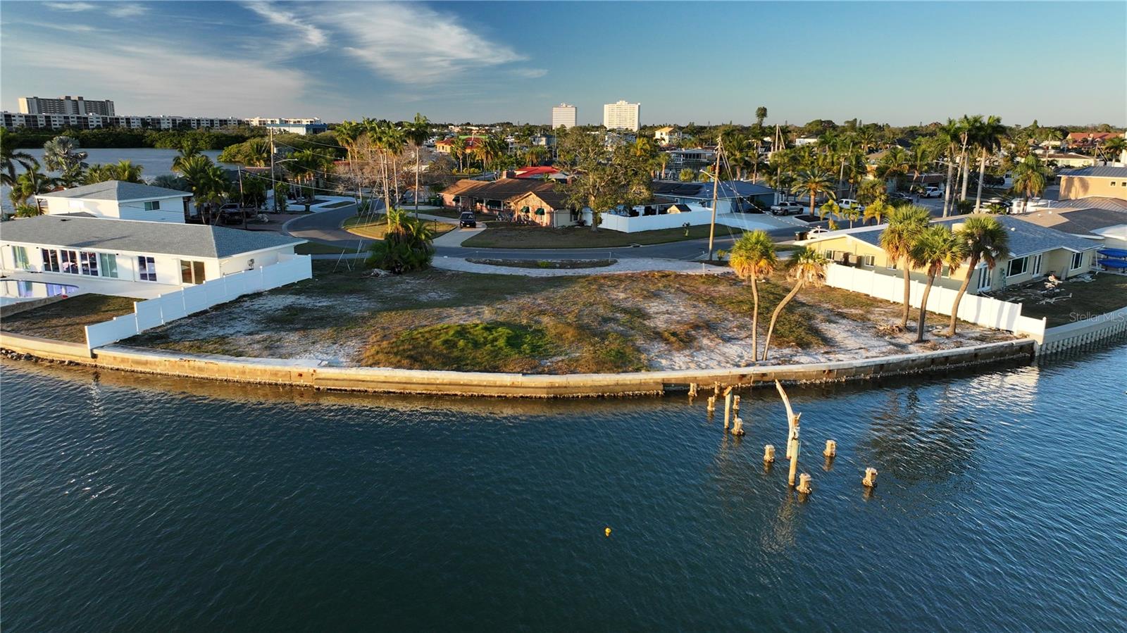 1503 SEA GULL DRIVE S