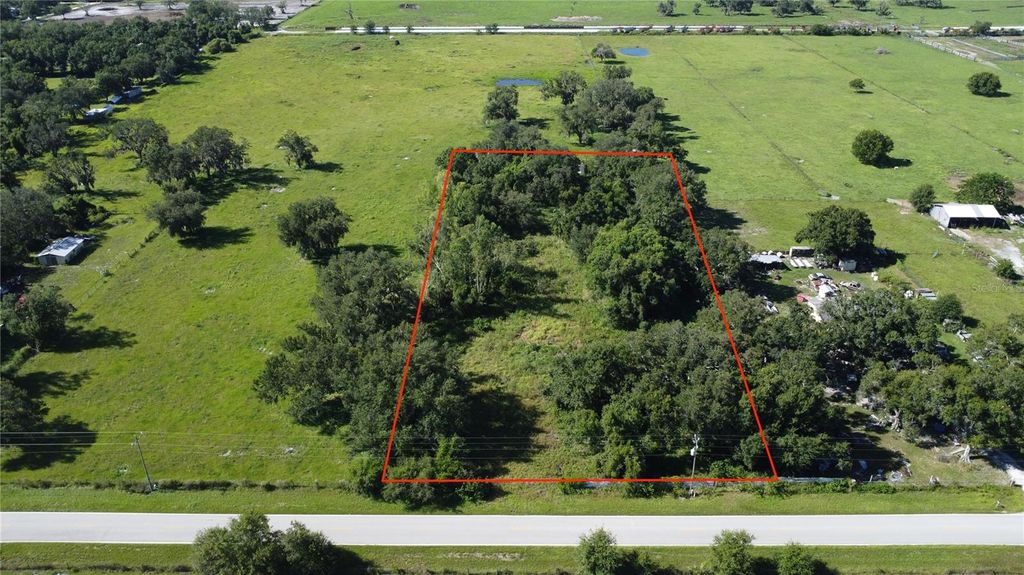 Photo of 2847 SW Beard St, Arcadia, FL 34266 (MLS # A4659897)