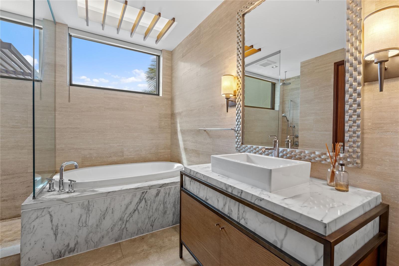 WEST BEACH RESIDENCES - Residential