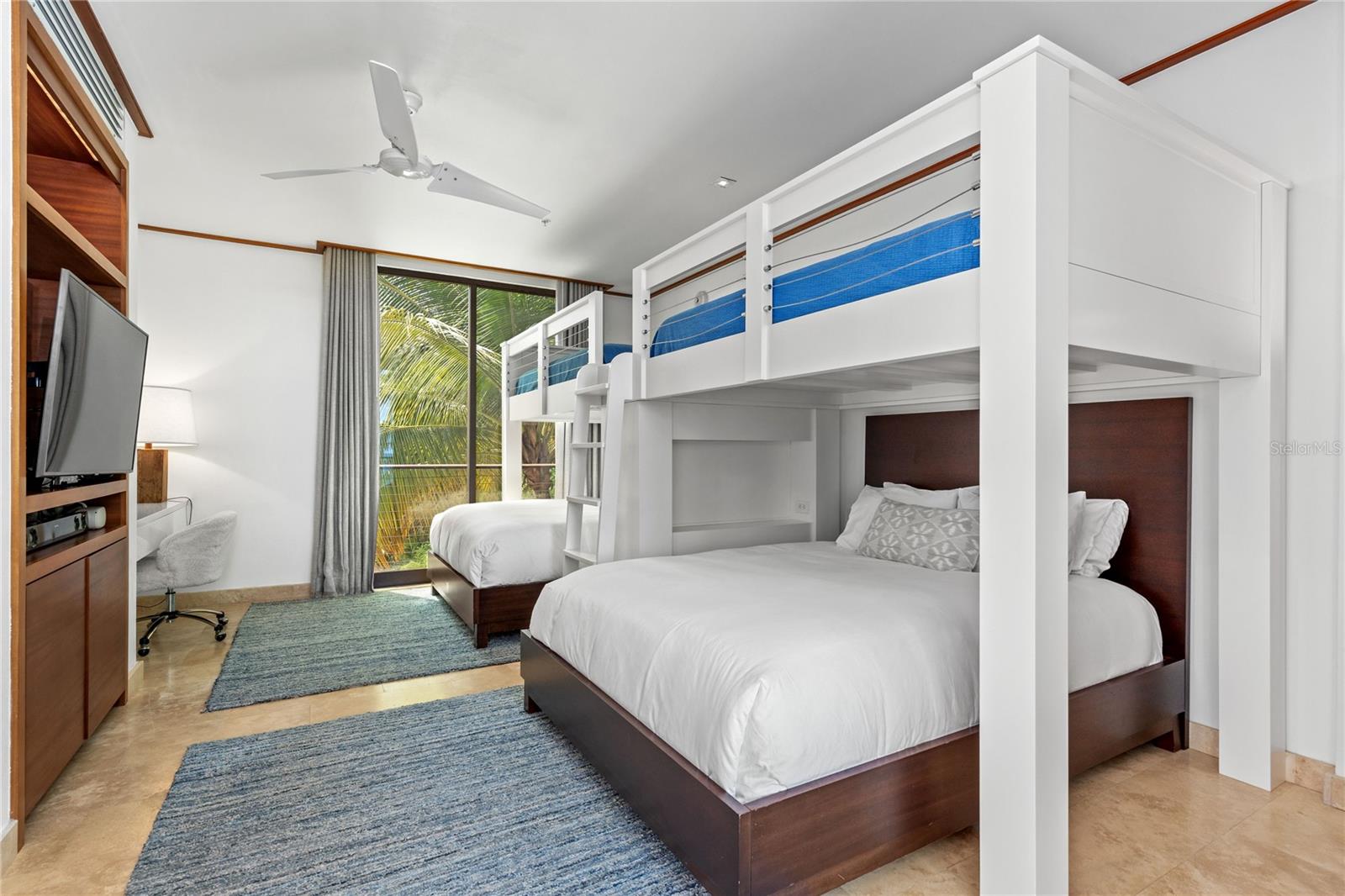 WEST BEACH RESIDENCES - Residential