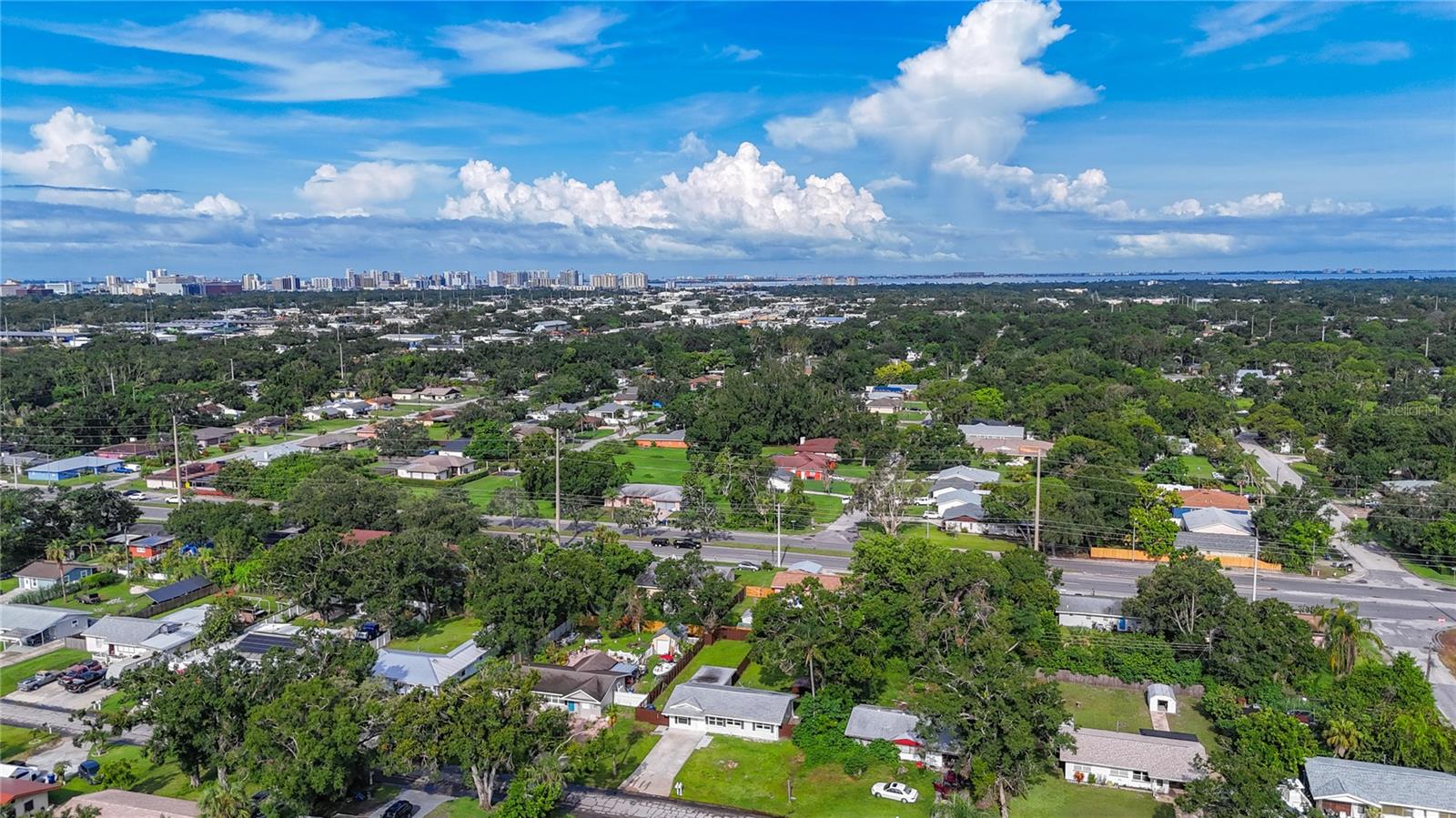 LEISURE LAKES - Residential Income