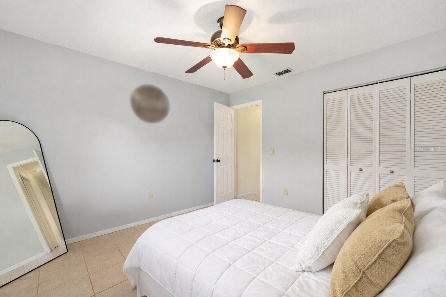 COUNTRY ESTATE - Residential