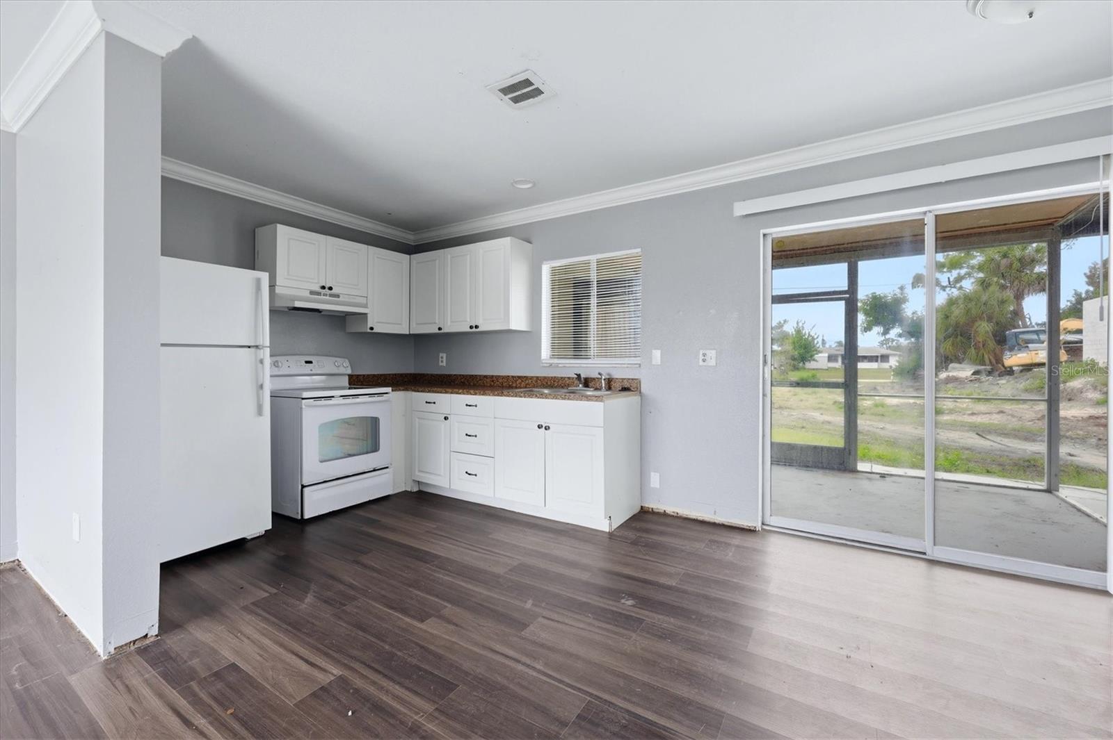 WARM MINERAL SPGS - Residential Income