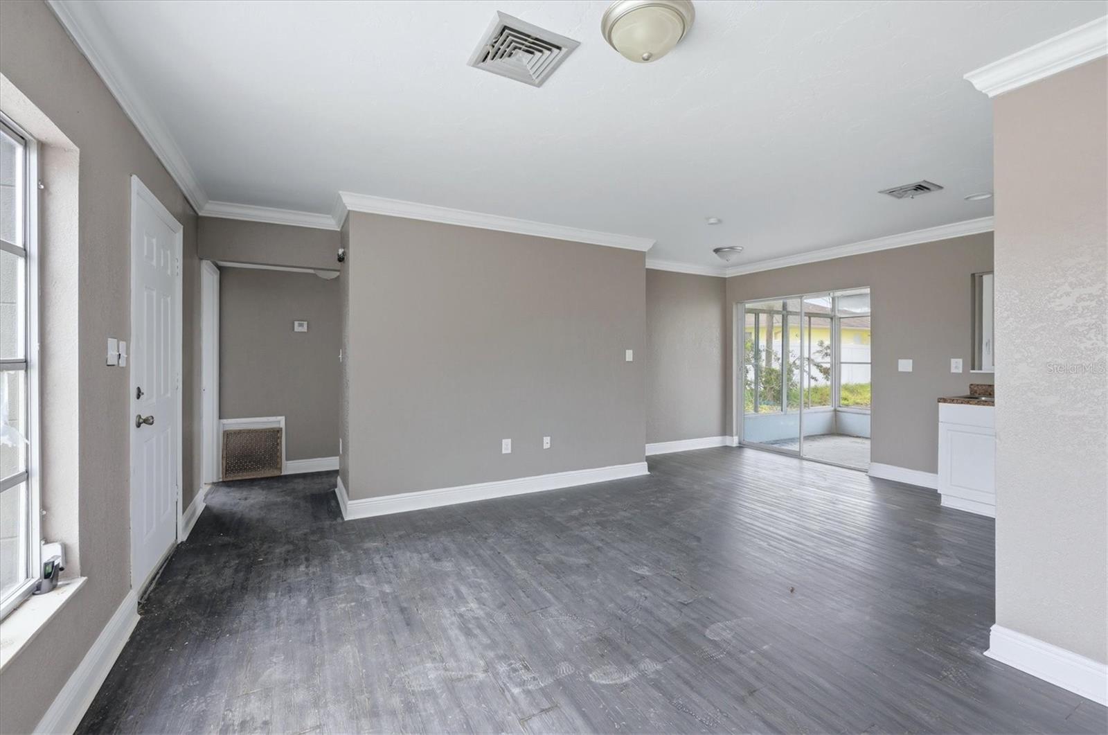 WARM MINERAL SPGS - Residential Income