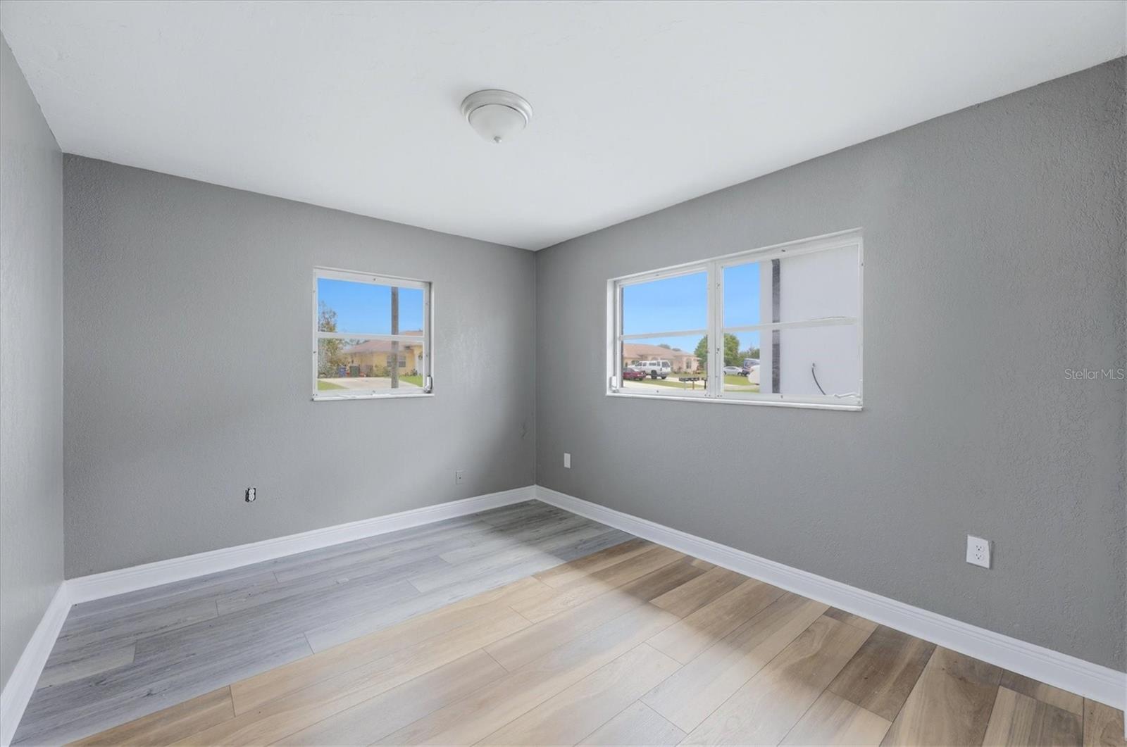 WARM MINERAL SPGS - Residential Income