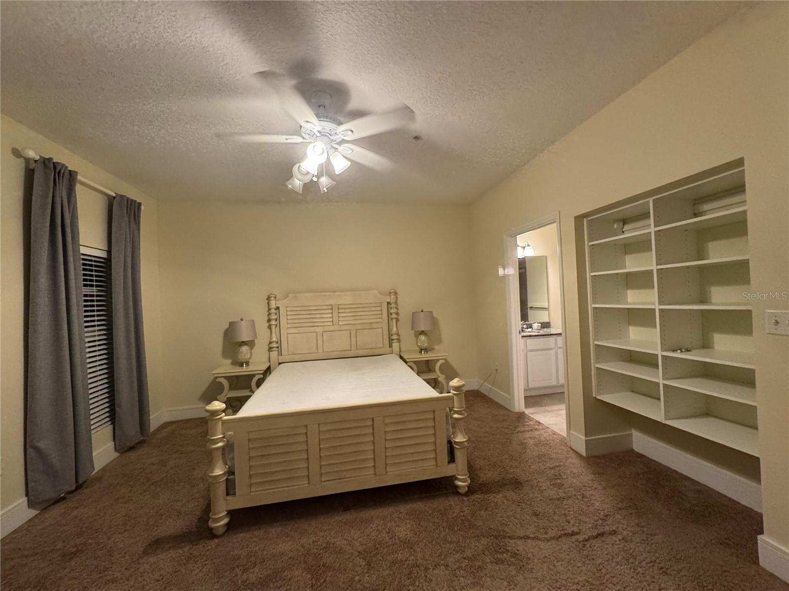 OLDSMAR GALLERIA CONDO - Residential Lease