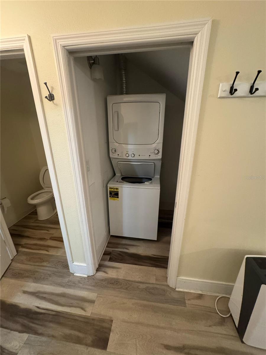 OLDSMAR GALLERIA CONDO - Residential Lease