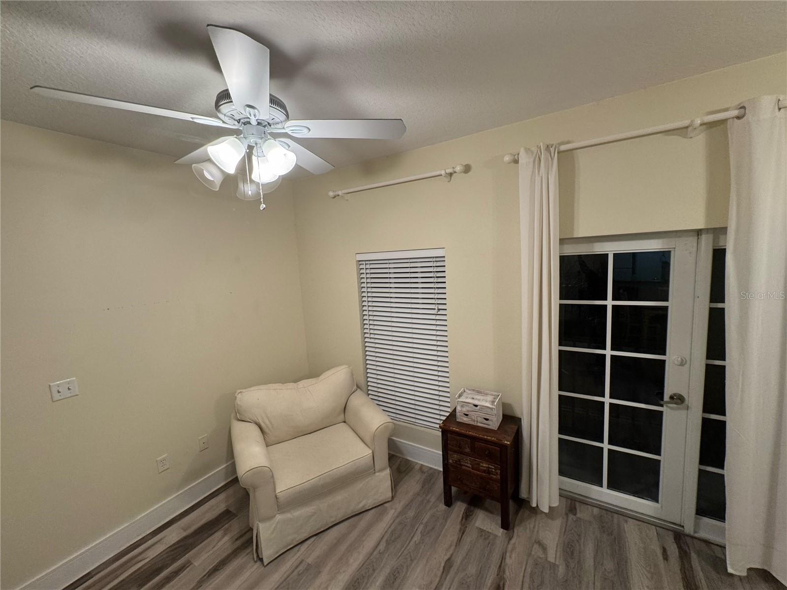 OLDSMAR GALLERIA CONDO - Residential Lease