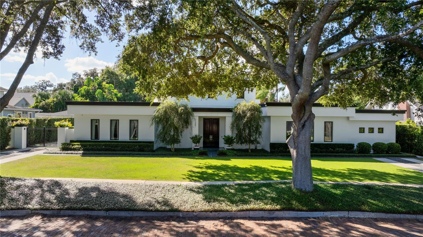 ELLNO WILLO - Residential