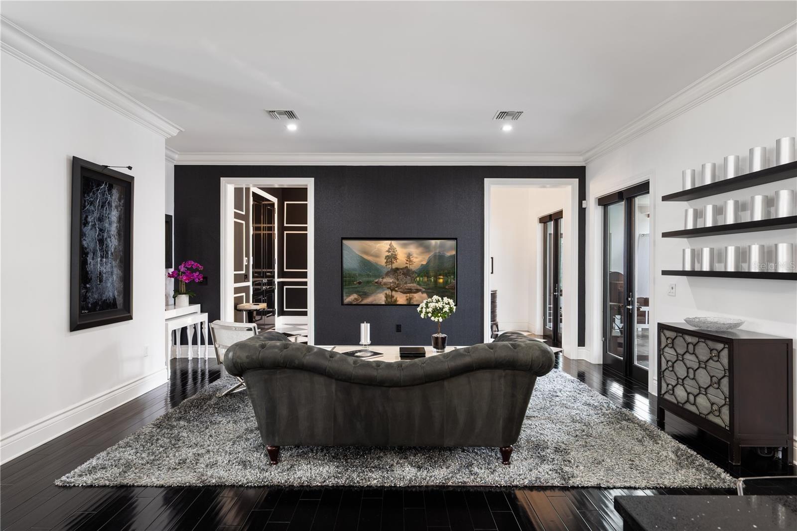 ELLNO WILLO - Residential