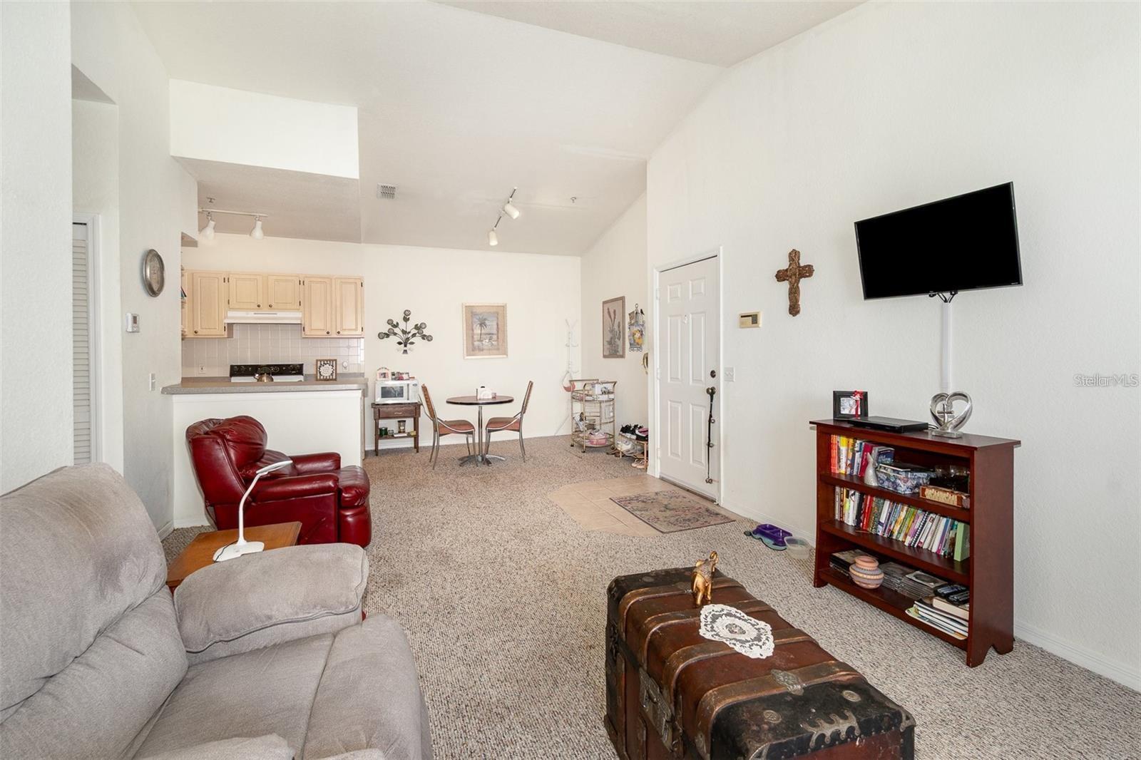 VISCONTI WEST BLDG 5 - Residential