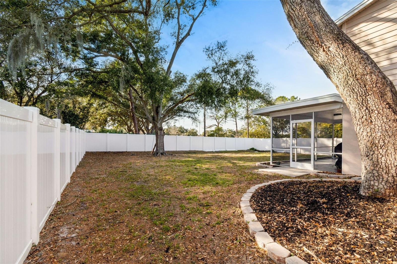 BRIARWOOD - Residential