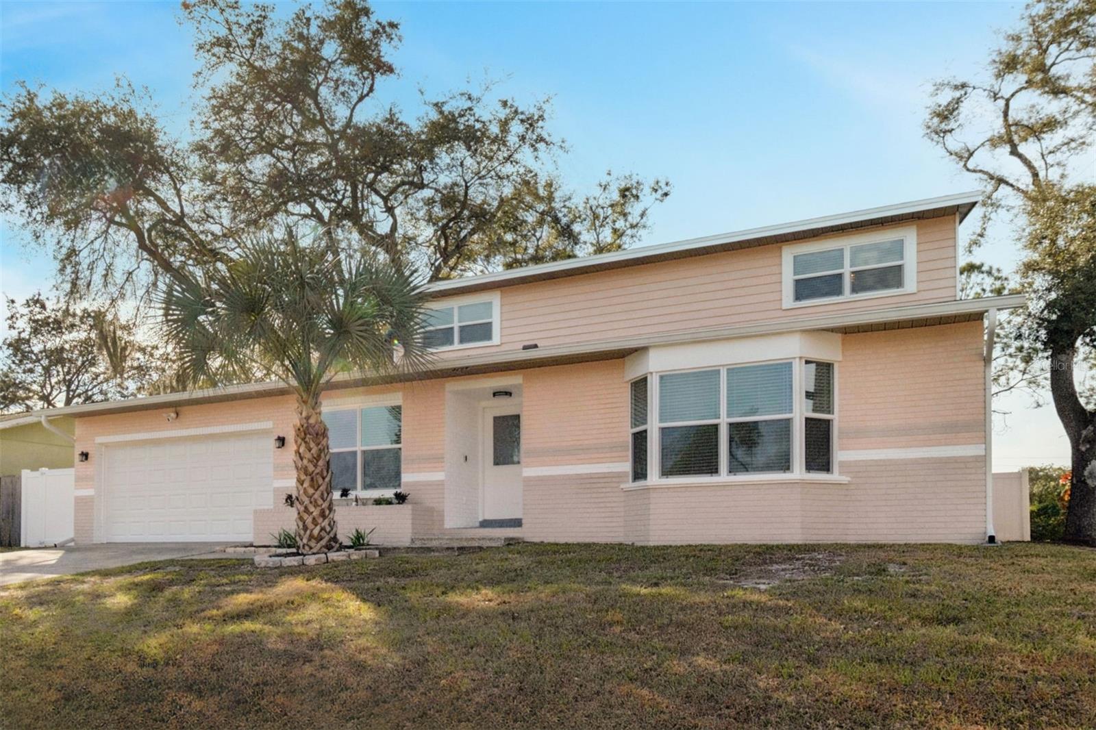 BRIARWOOD - Residential
