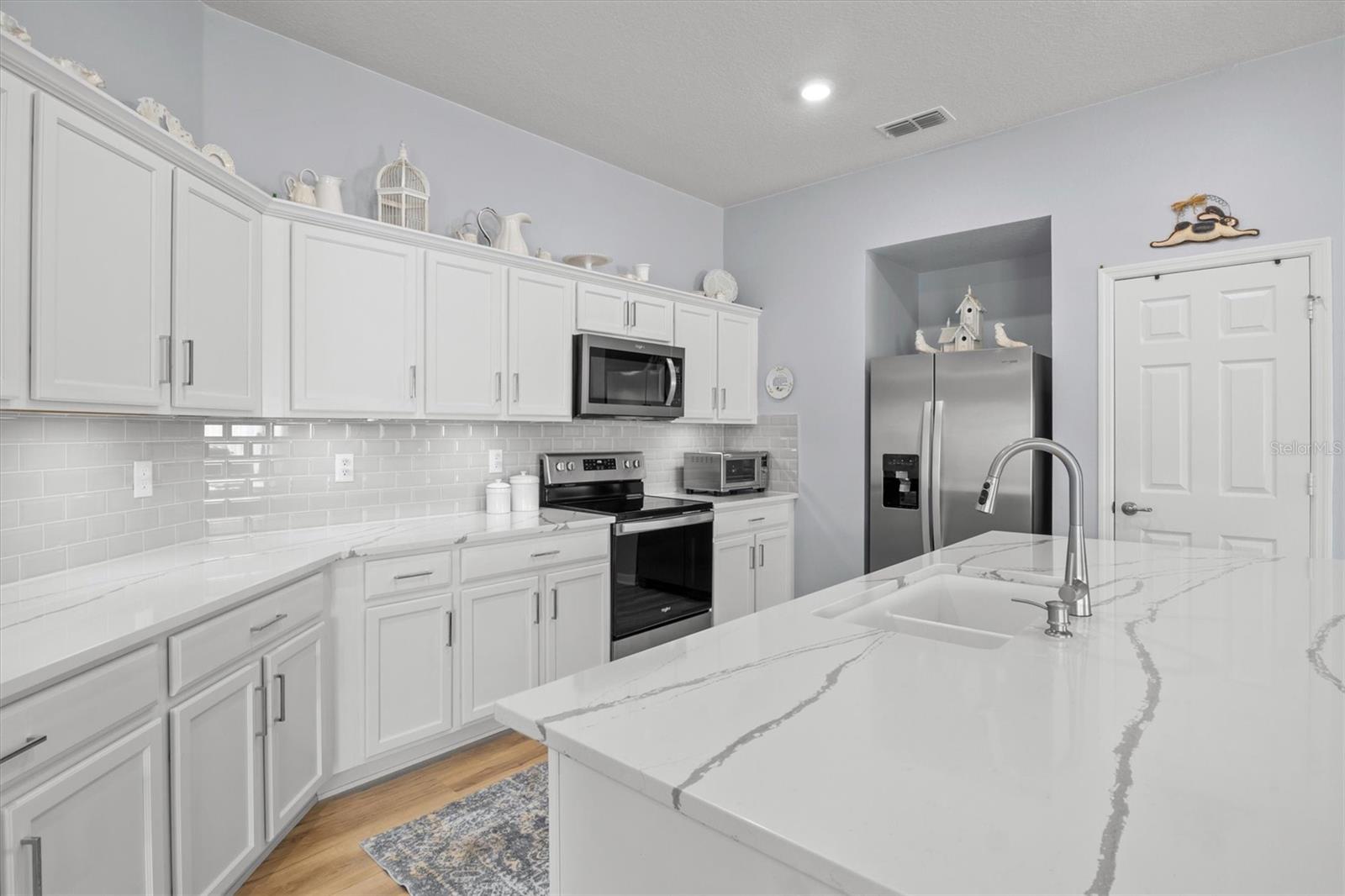 1591 MATTIE POINTE PLACE