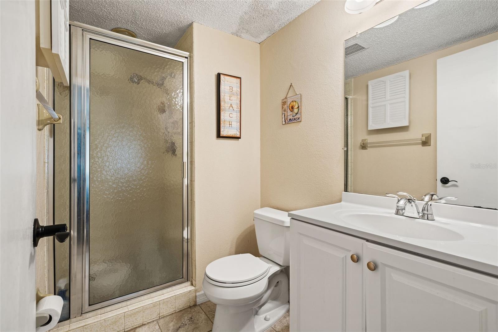 BEACON LAKES CONDO 05 - Residential