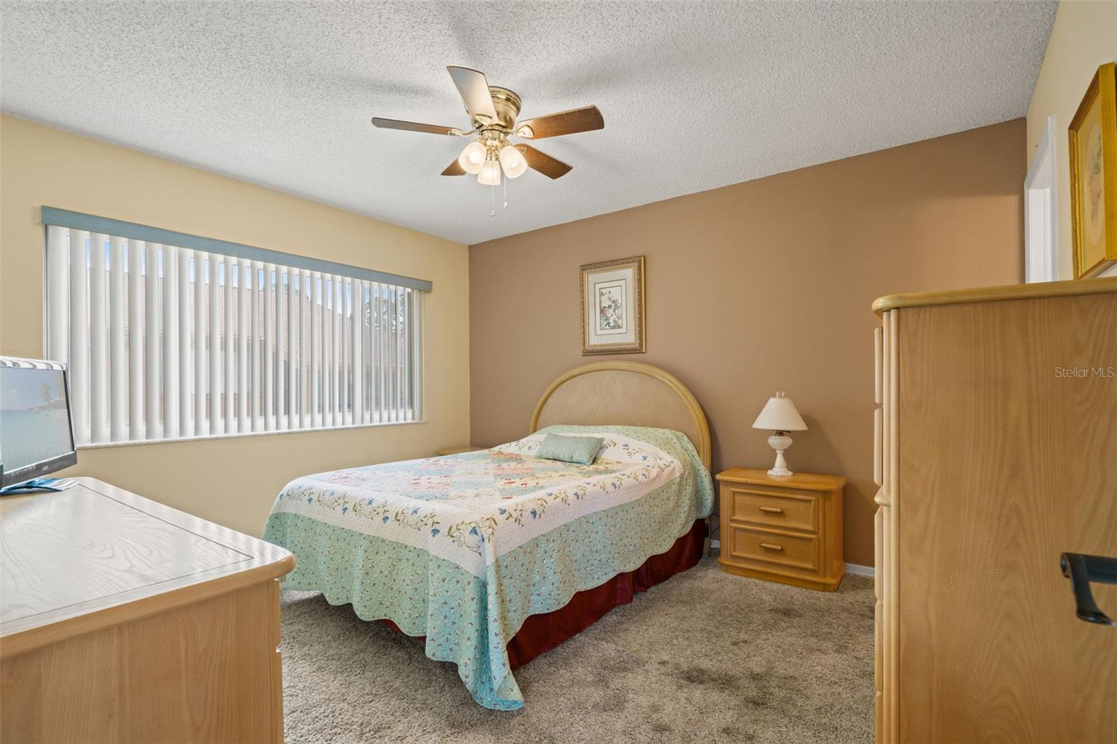 BEACON LAKES CONDO 05 - Residential