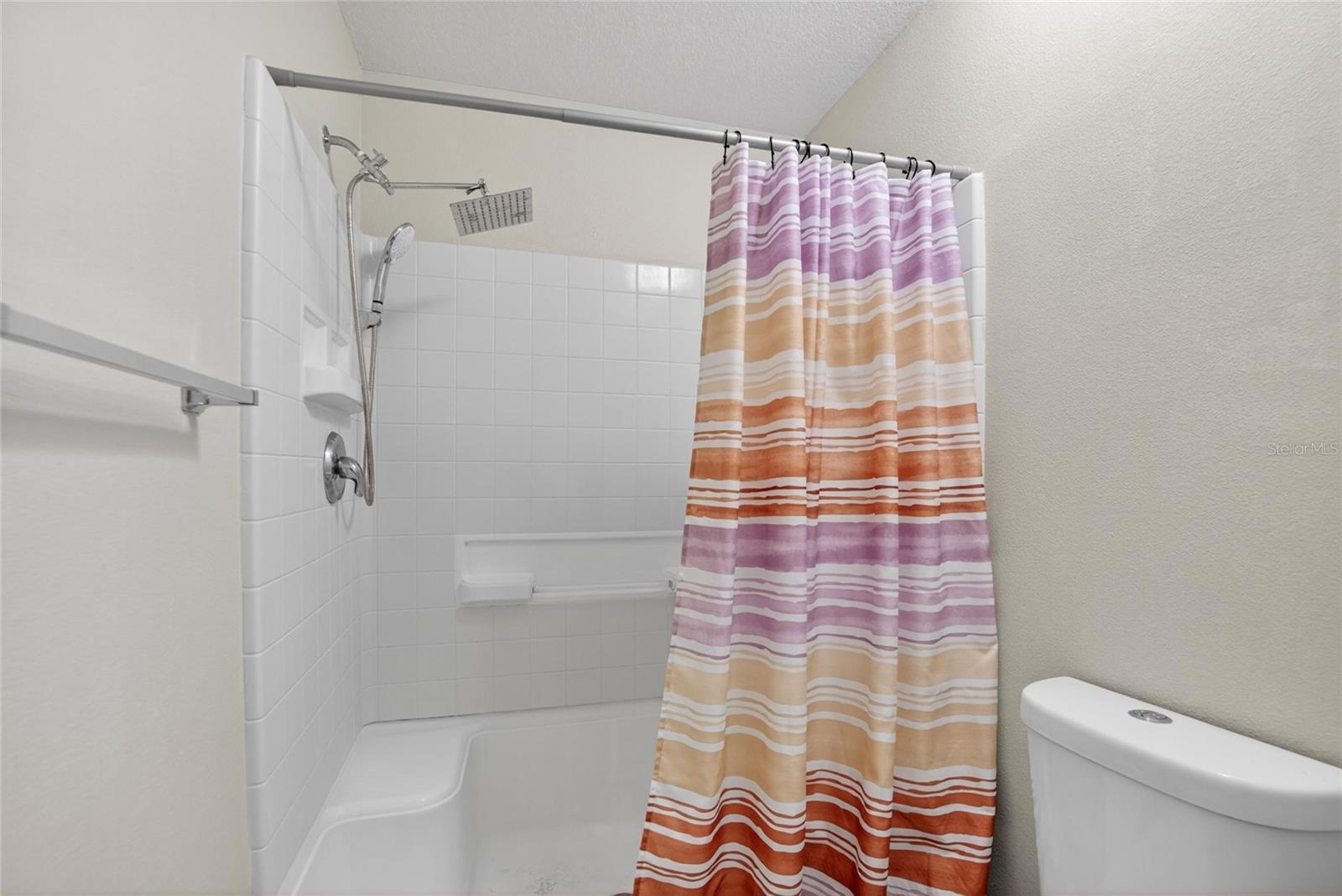 EDGEWATER AT LAKE BRANDON - Residential