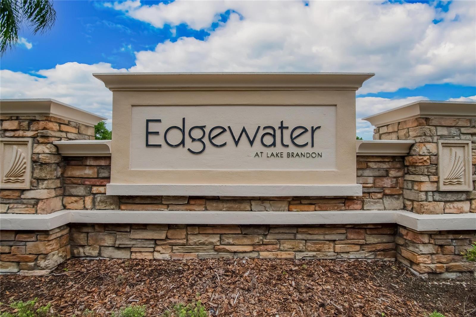 EDGEWATER AT LAKE BRANDON - Residential