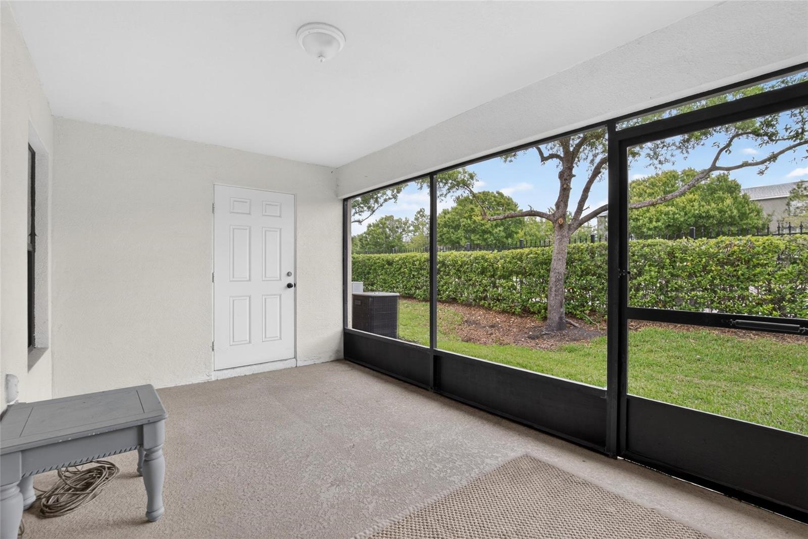 EDGEWATER AT LAKE BRANDON - Residential