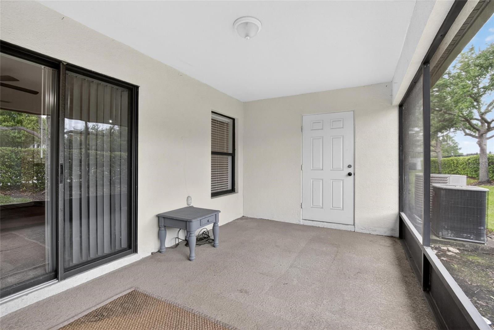 EDGEWATER AT LAKE BRANDON - Residential