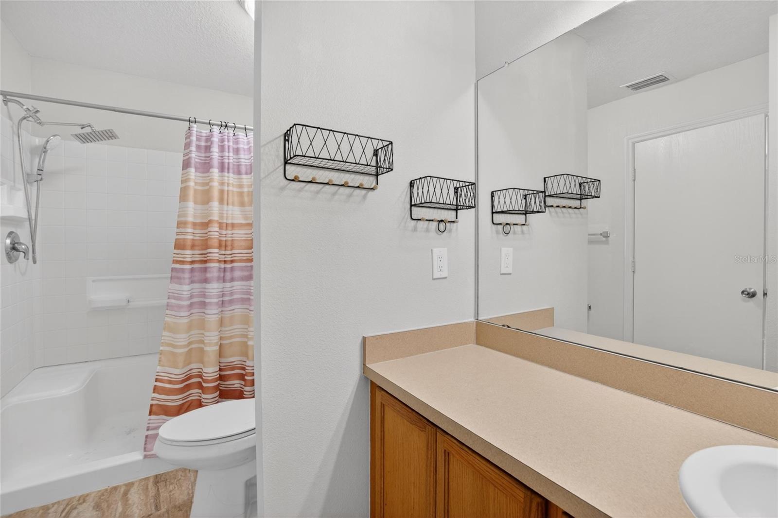 EDGEWATER AT LAKE BRANDON - Residential