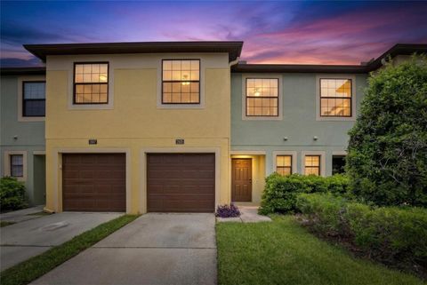 Photo of 2605 Oleander Lakes Drive, Brandon, FL 33511 (MLS # TB8497300)