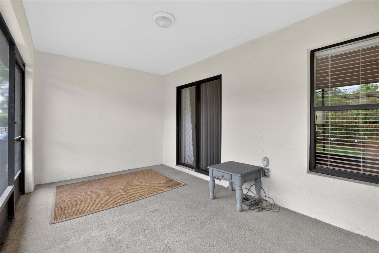 EDGEWATER AT LAKE BRANDON - Residential