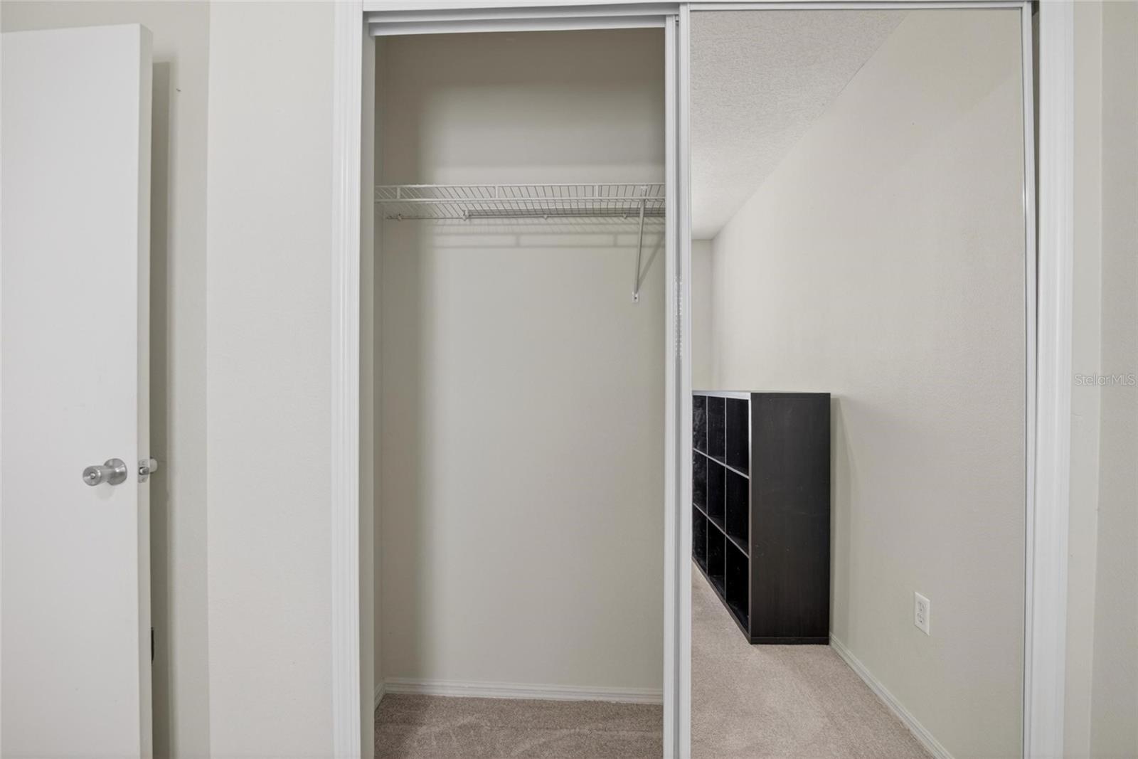 EDGEWATER AT LAKE BRANDON - Residential