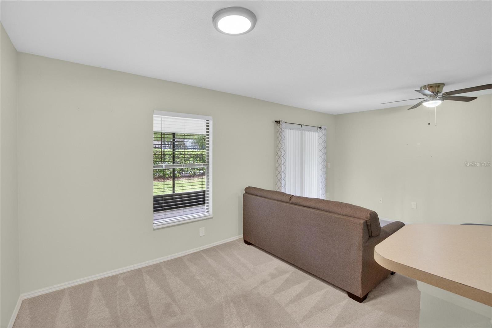 EDGEWATER AT LAKE BRANDON - Residential