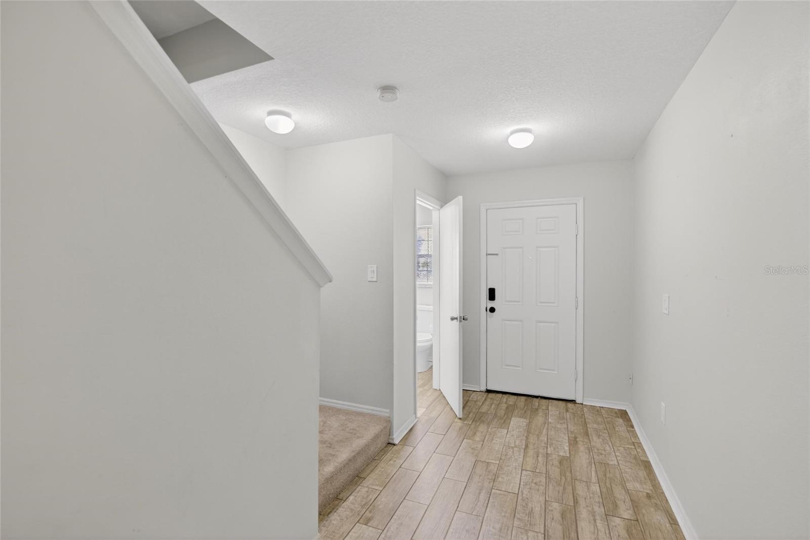 2605 OLEANDER LAKES DRIVE