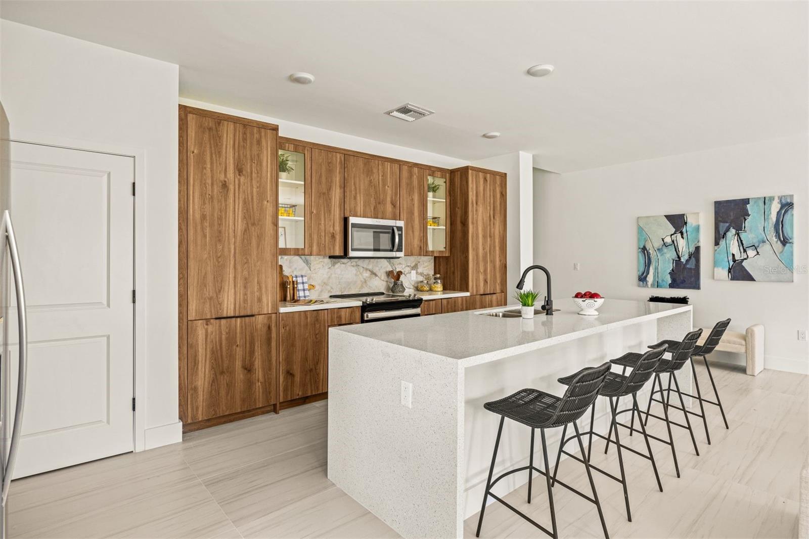 VILLA PASS ONX HOMES - Residential