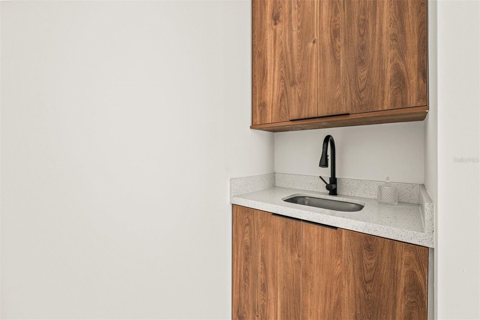 VILLA PASS ONX HOMES - Residential