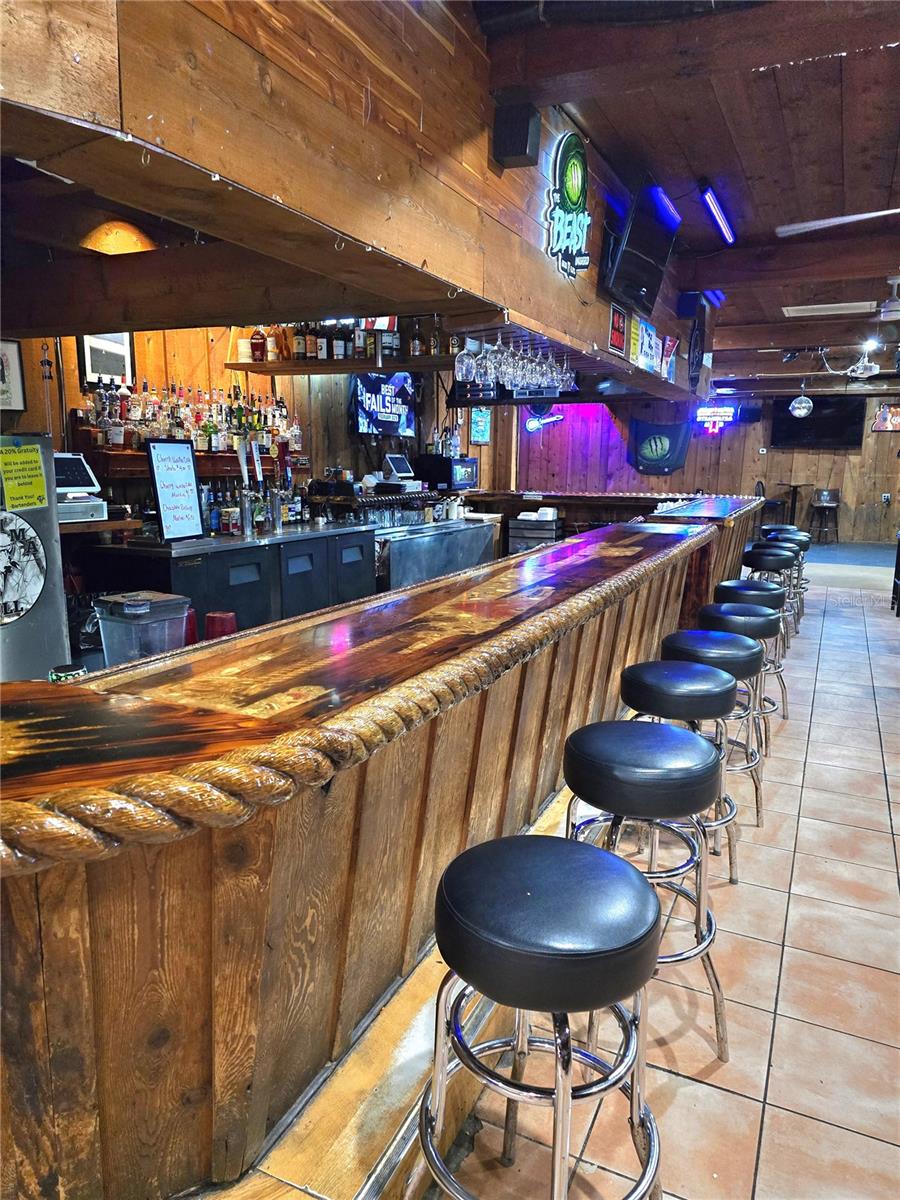 TAYLOR CRK ISLE SEC 05 - Commercial Sale